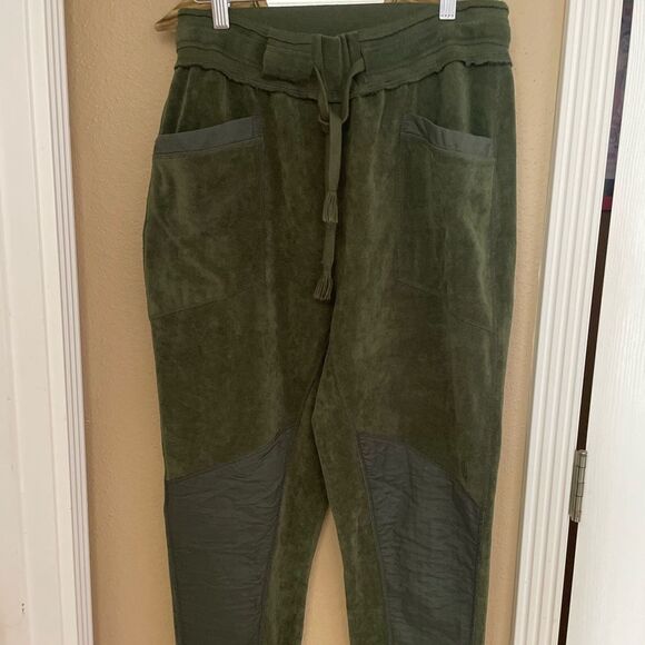 Free People Movement Green Velour Jogger Pants Womens XS - Picture 1 of 12